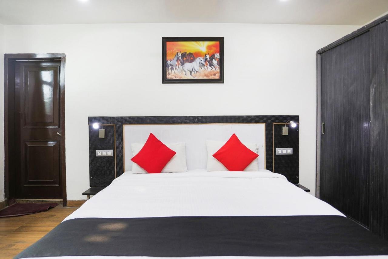 Hotel Capital O The Nest Expo Near Pvr Ansal Plaza Greater Noida Exterior foto