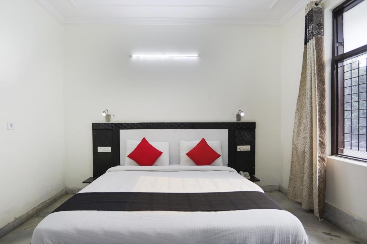 Hotel Capital O The Nest Expo Near Pvr Ansal Plaza Greater Noida Exterior foto